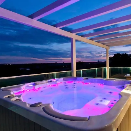 Wellness Und Stella- In Der Naehe Von Straenden - By Interhome Feriehus