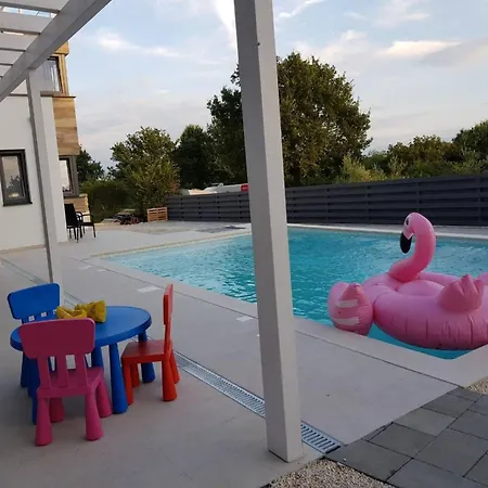 Wellness Und Stella- In Der Naehe Von Straenden - By Interhome Feriehus Pula