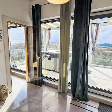 Wellness Und Stella- In Der Naehe Von Straenden - By Interhome Pula