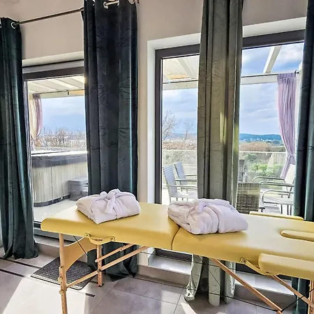 Wellness Und Stella- In Der Naehe Von Straenden - By Interhome * Pula
